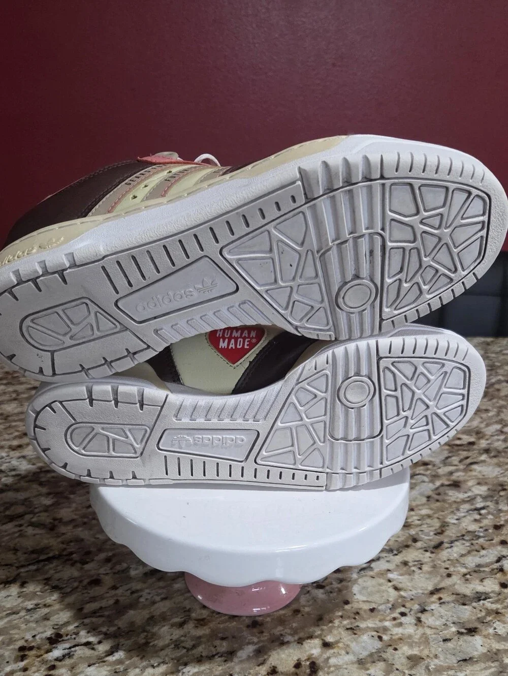 adidas Low-Top Sneaker in Pink, Beige & Brown Leather - Picture 7 of 7
